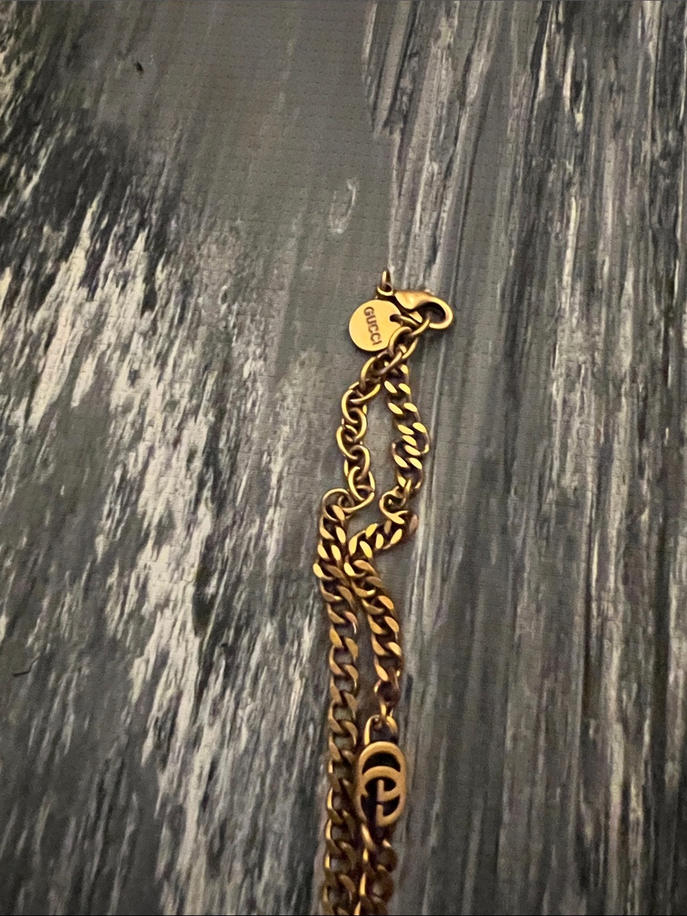 Gucci Gold-Tone Chain Necklace with Pink Flower Pendant - Picture 3 of 3